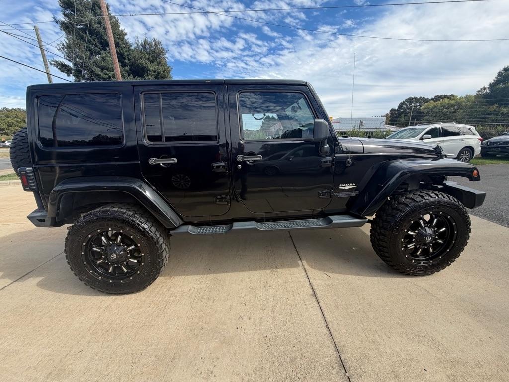 Jeep Wrangler Unlimited Sahara 4WD 2014