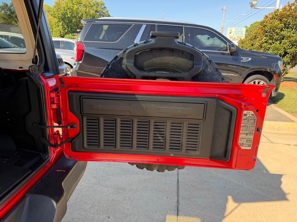 Jeep Wrangler Unlimited Sport 2018