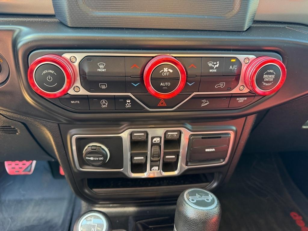 Jeep Wrangler Unlimited Sport 2018