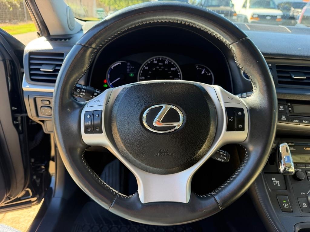 Lexus CT 200h Base 2013