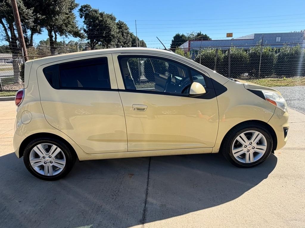 Chevrolet Spark 1LT Auto 2014