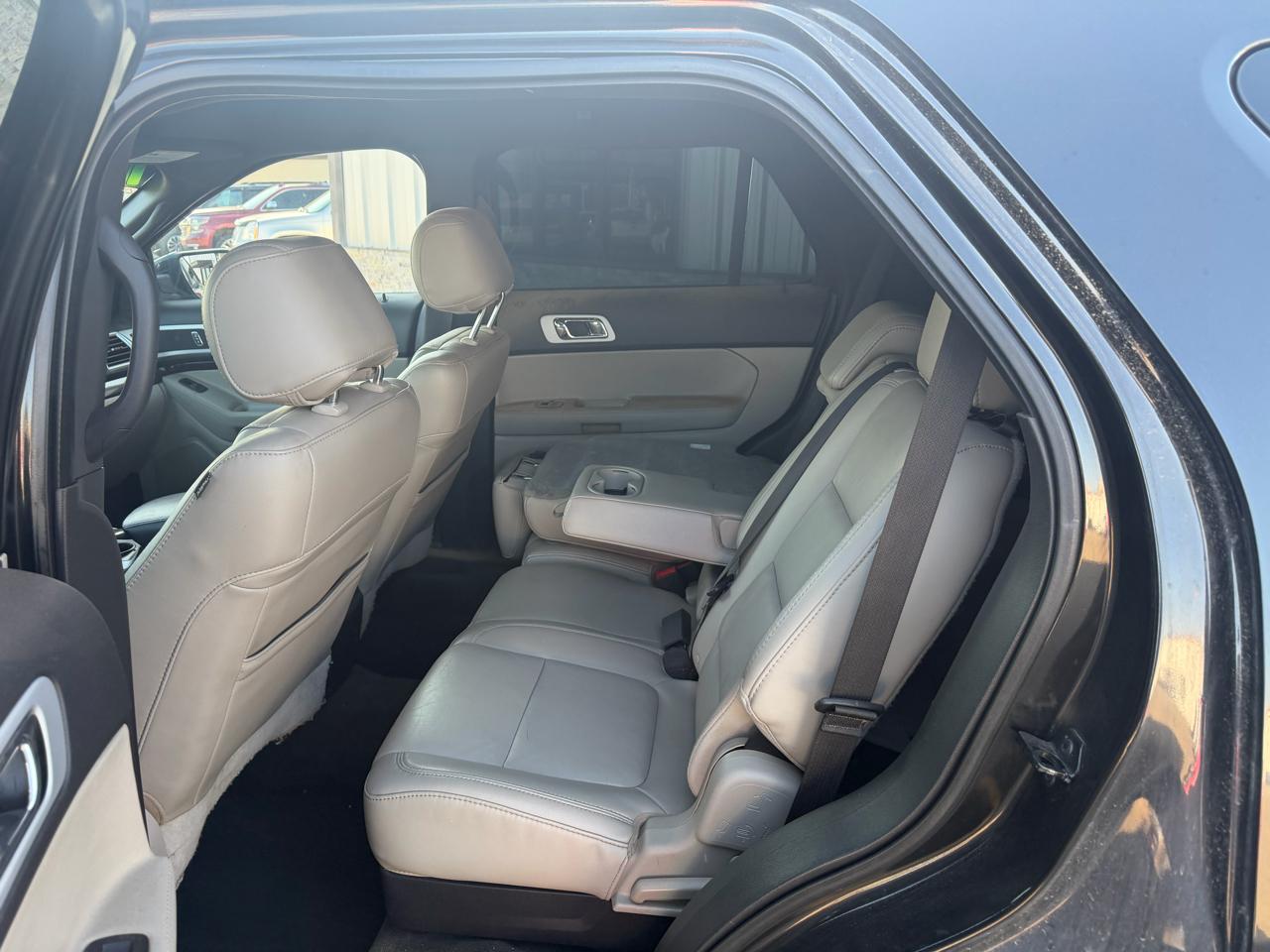 Ford Explorer Limited FWD 2013