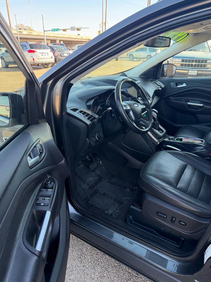 Ford Escape Titanium FWD 2016