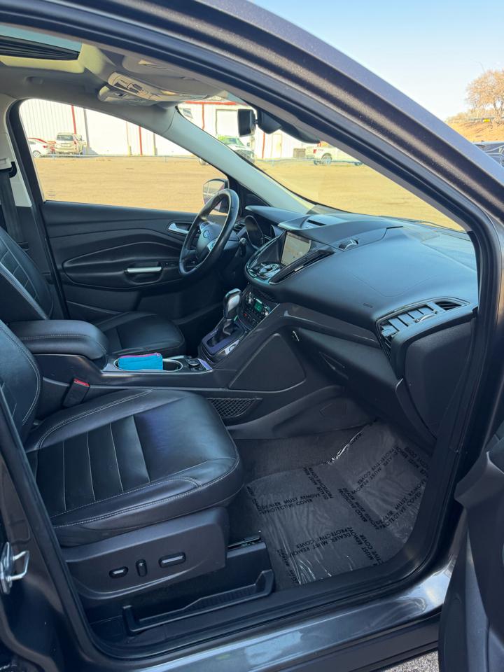 Ford Escape Titanium FWD 2016