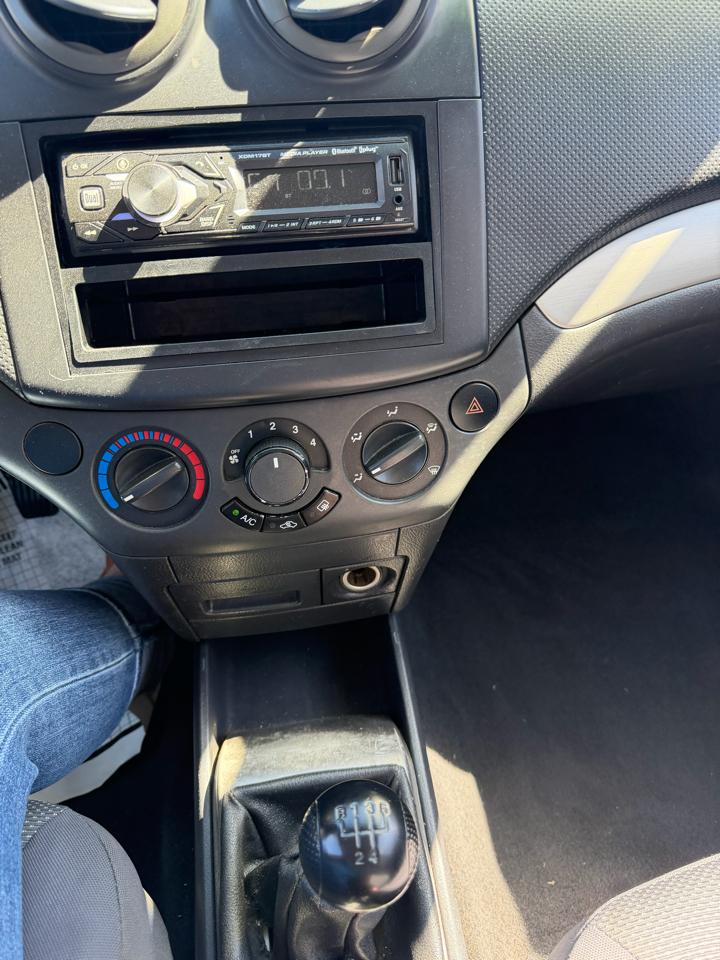 Chevrolet Aveo LS 4-Door 2008