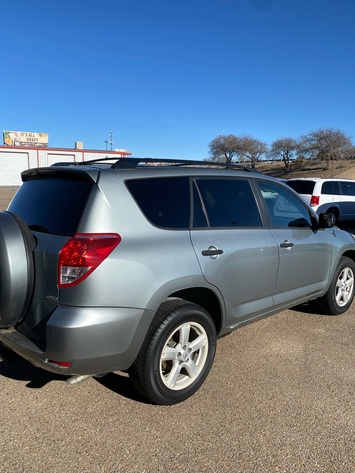 Toyota RAV4 Base V6 4WD 2006