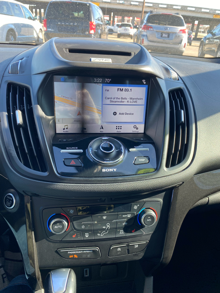 Ford Escape Titanium 4WD 2017