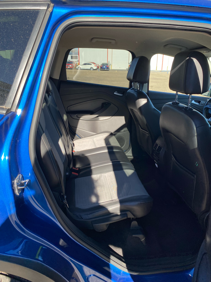 Ford Escape Titanium 4WD 2017