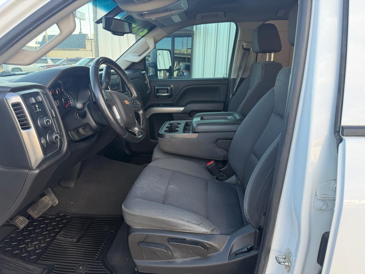 Chevrolet Silverado 2500HD 4WD Double Cab 144.2" LT 2019