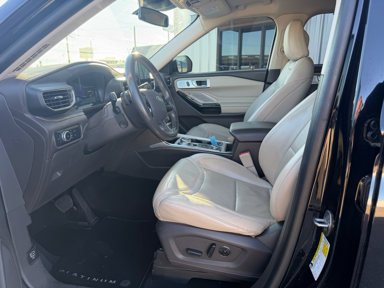 Ford Explorer Platinum AWD 2021