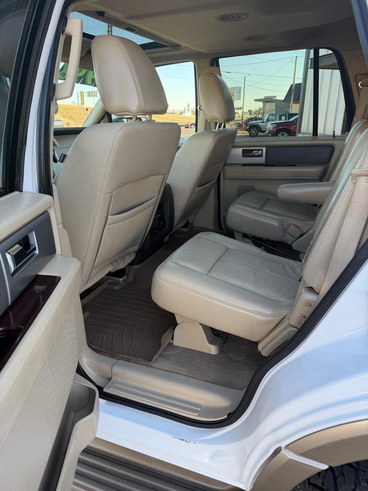 Ford Expedition King Ranch 4WD 2011