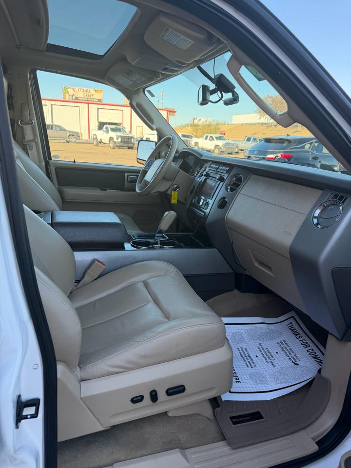 Ford Expedition King Ranch 4WD 2011