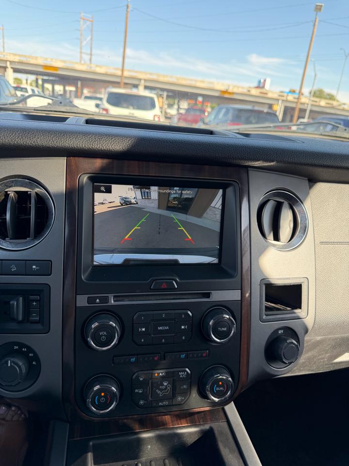 Ford Expedition Platinum 4WD 2015