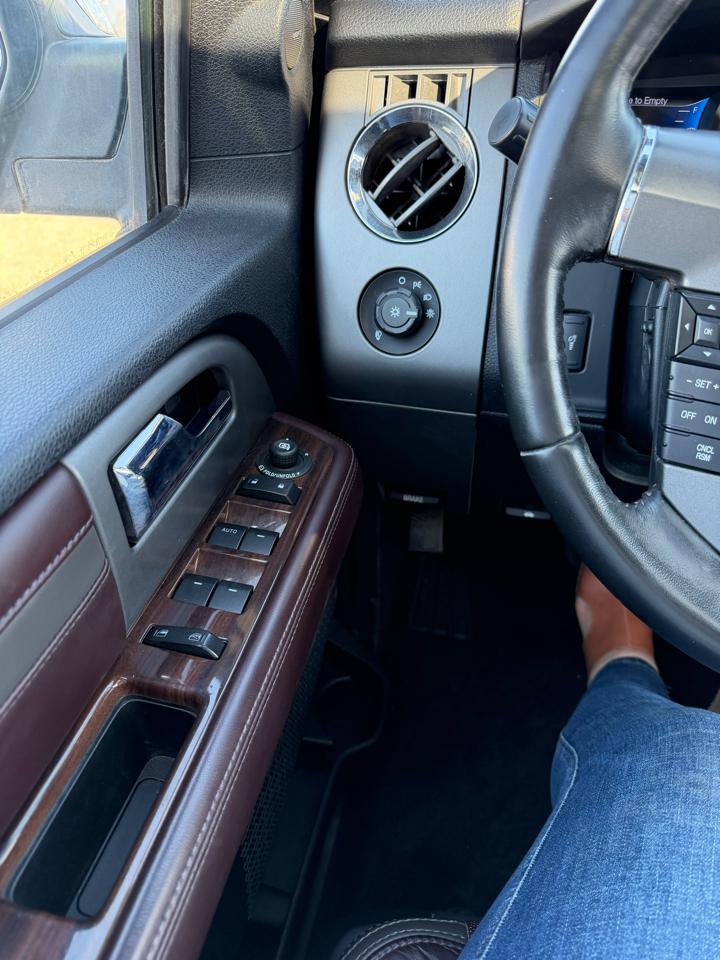 Ford Expedition Platinum 4WD 2015
