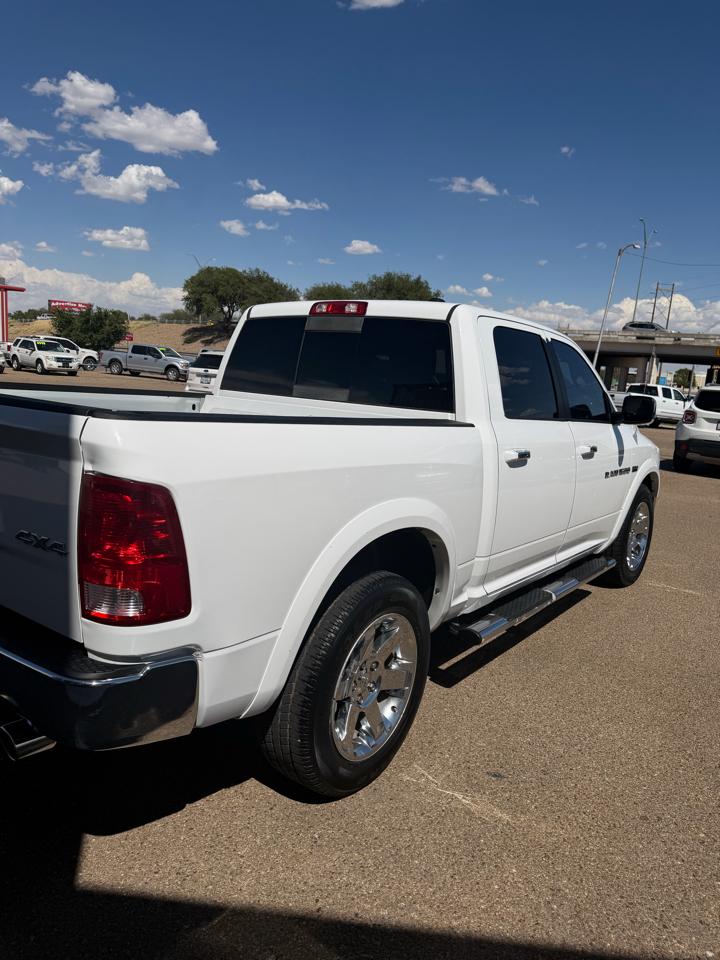 RAM 1500 Laramie Crew Cab 4WD 2012