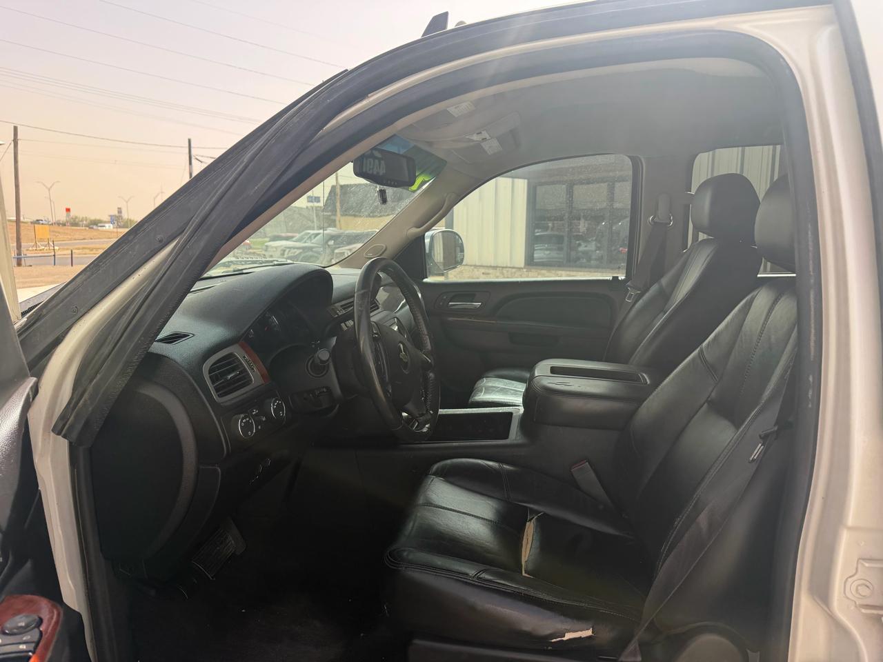 Chevrolet Silverado 1500 LTZ Crew Cab 4WD 2011