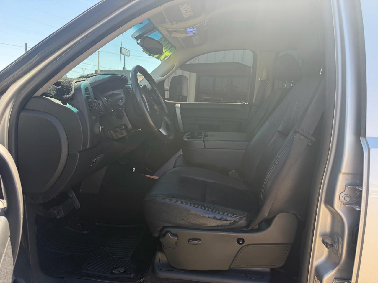 Chevrolet Silverado 1500 LT1 Crew Cab 4WD 2010