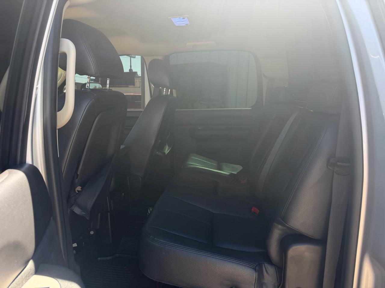 Chevrolet Silverado 1500 LT1 Crew Cab 4WD 2010