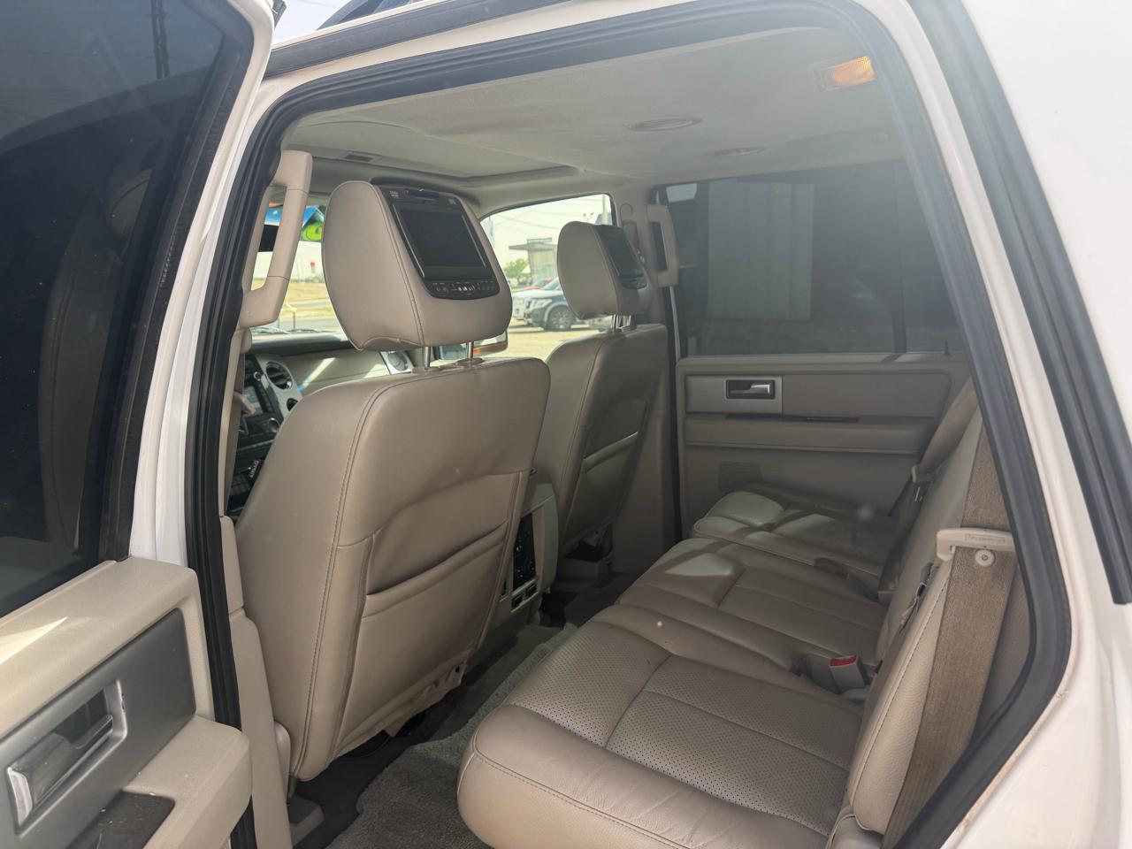 Ford Expedition Limited 2WD 2011