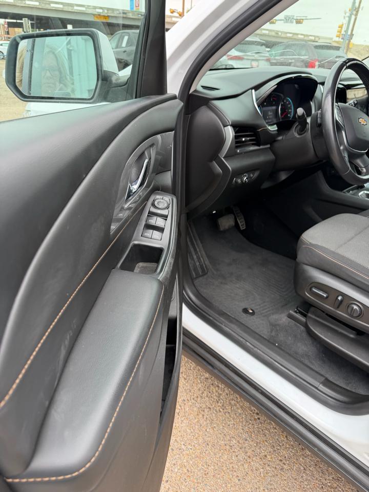 Chevrolet Traverse LT Cloth FWD 2021
