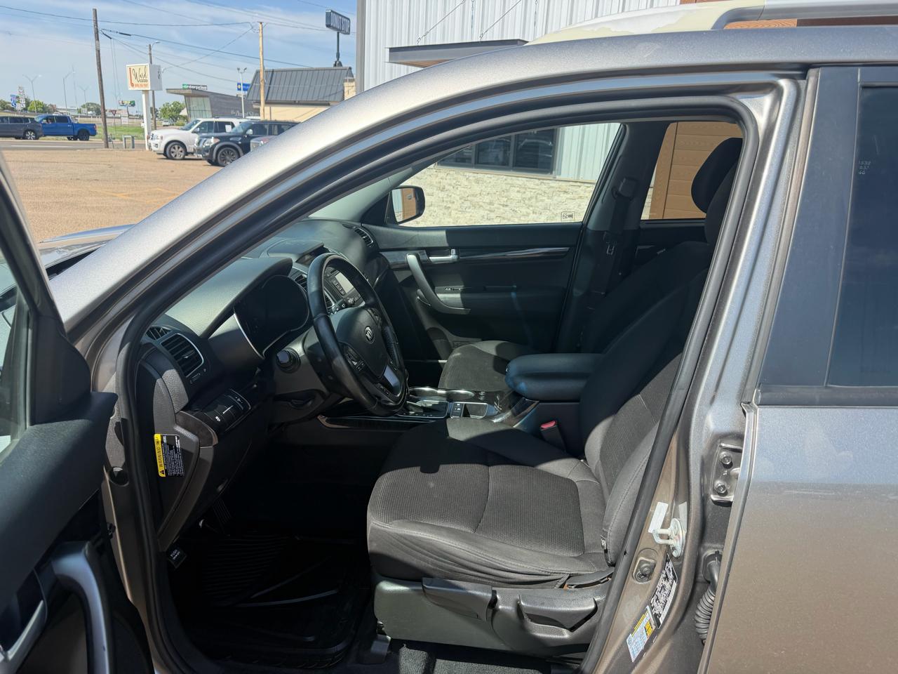 Kia Sorento LX 2WD 2014