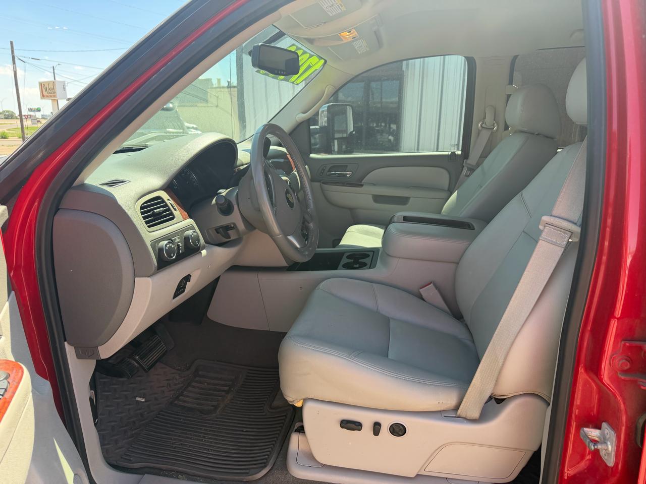 Chevrolet Silverado 2500HD LTZ Crew Cab 4WD 2013