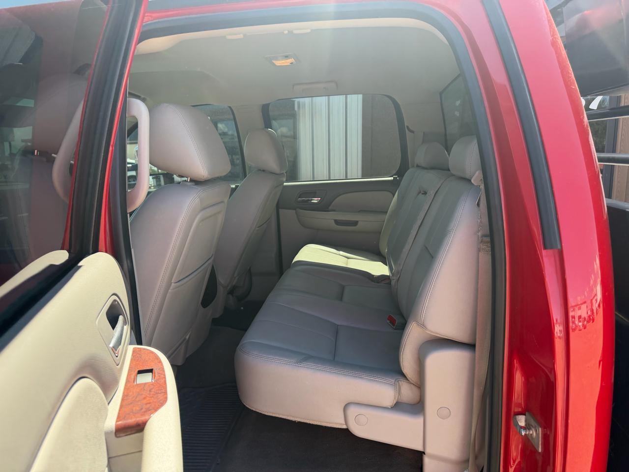 Chevrolet Silverado 2500HD LTZ Crew Cab 4WD 2013