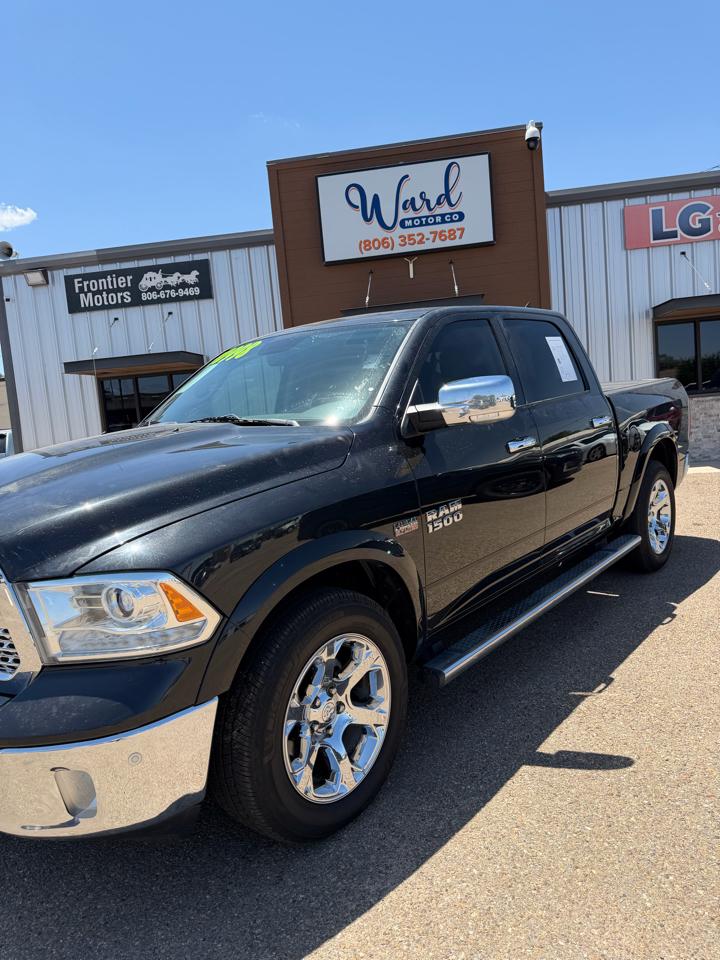 RAM 1500 Laramie Crew Cab SWB 4WD 2015