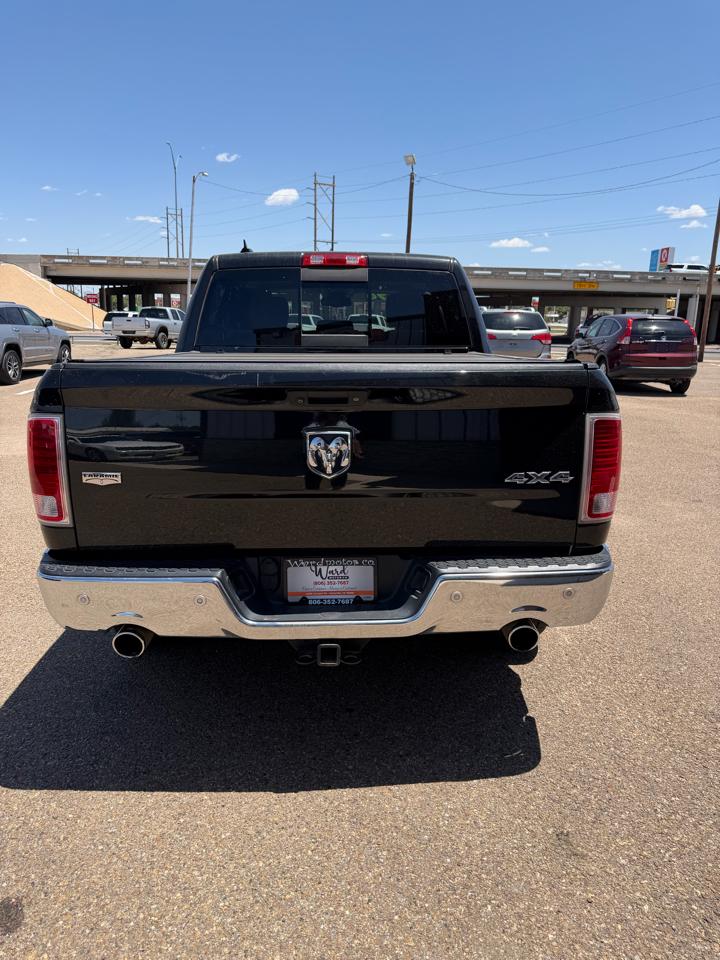RAM 1500 Laramie Crew Cab SWB 4WD 2015