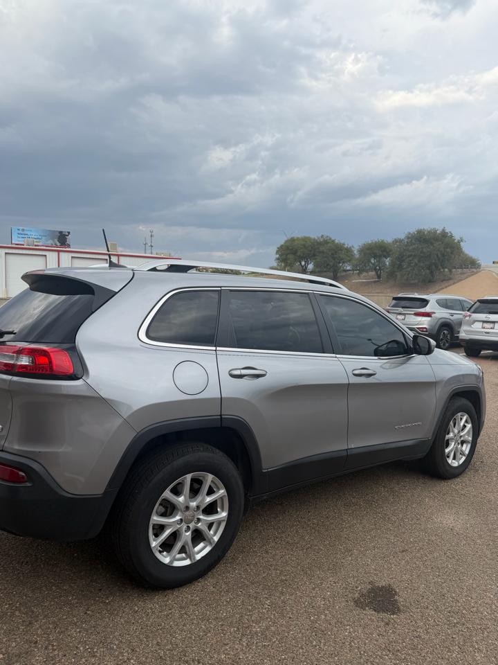 Jeep Cherokee Latitude 4WD 2016