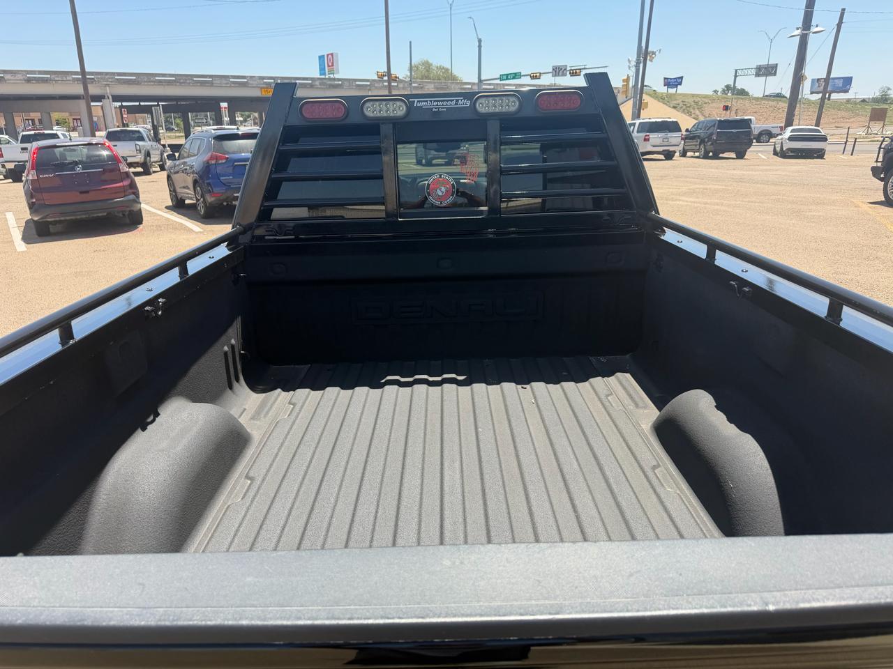 GMC Sierra 2500HD Denali Crew Cab 4WD 2017