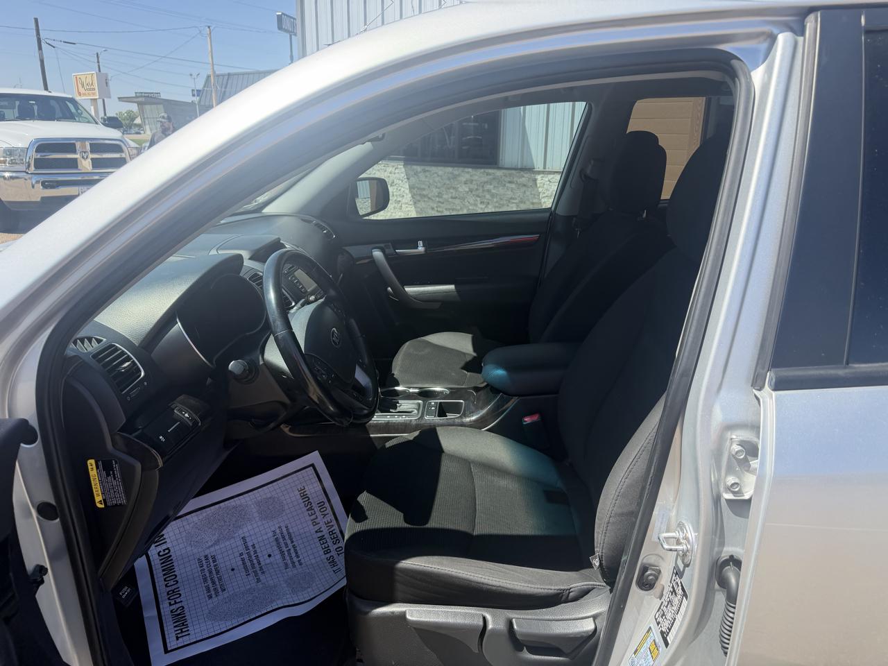 Kia Sorento LX 2WD 2014