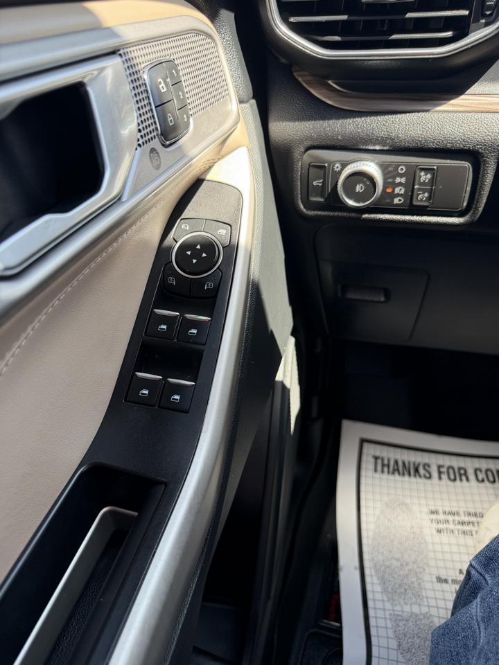 Ford Explorer Limited AWD 2021