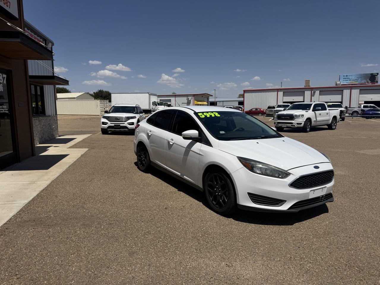 Ford Focus SE Sedan 2016