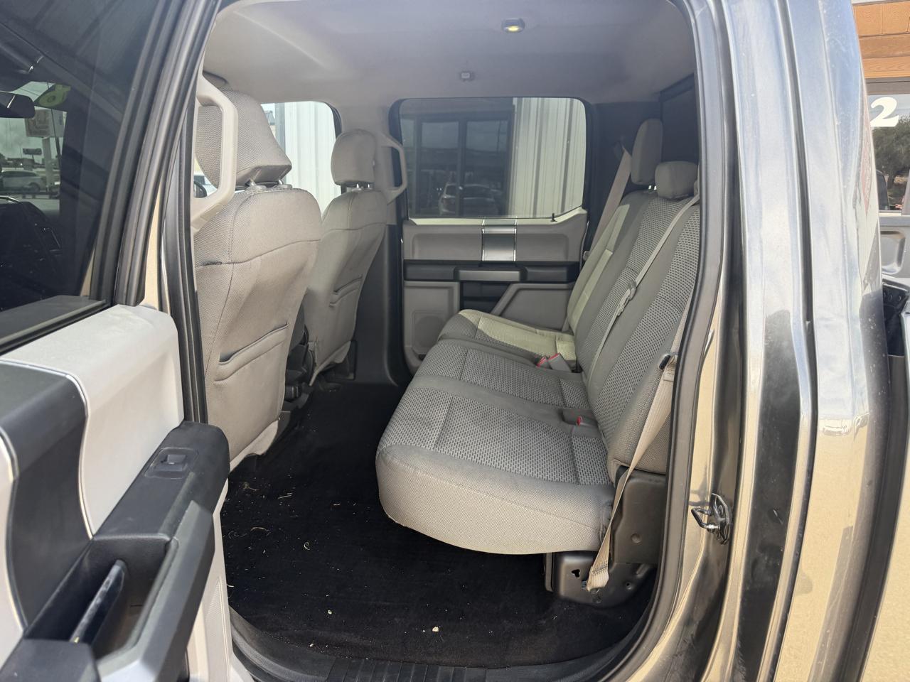 Ford F-150 4WD SuperCab 145" XLT 2015