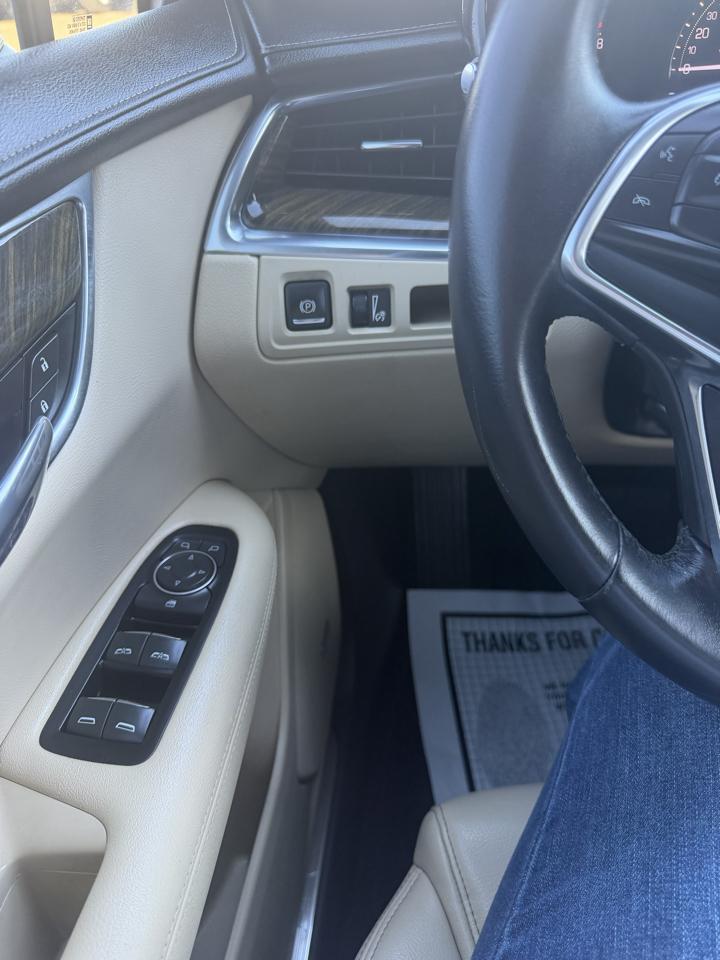 Cadillac XT5 Base 2017