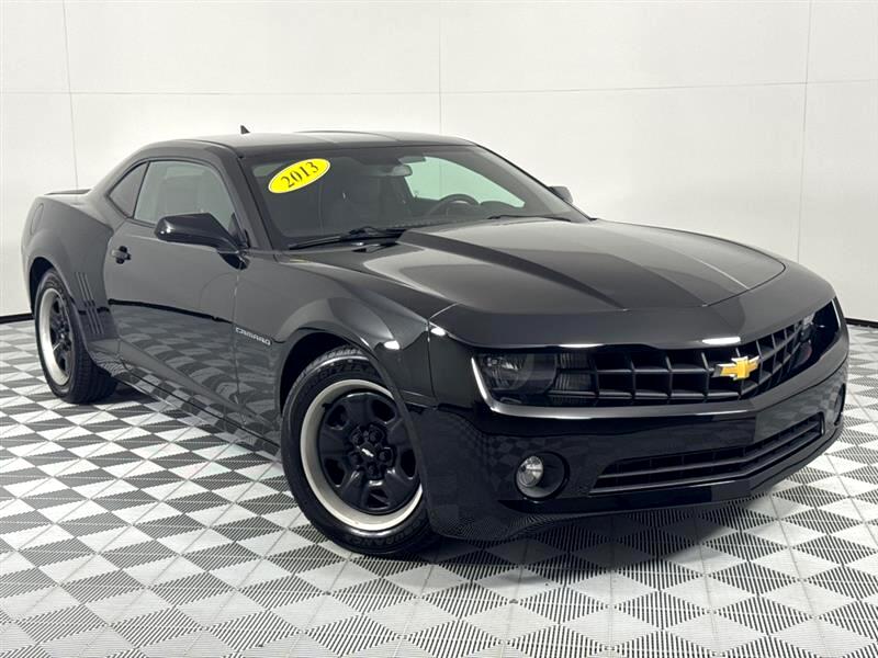 Chevrolet Camaro LS Coupe 2013