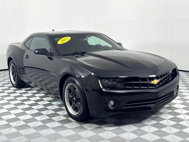 Chevrolet Camaro LS Coupe 2013