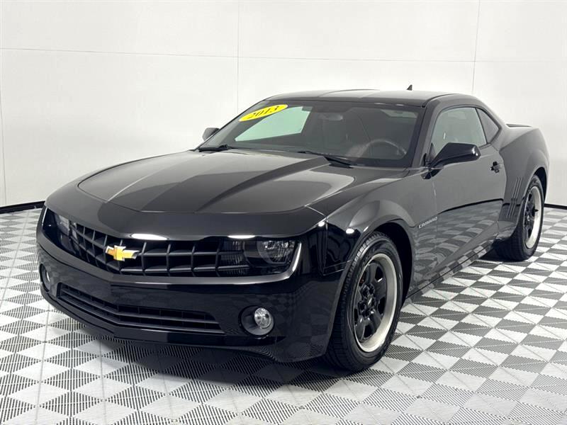 Chevrolet Camaro LS Coupe 2013