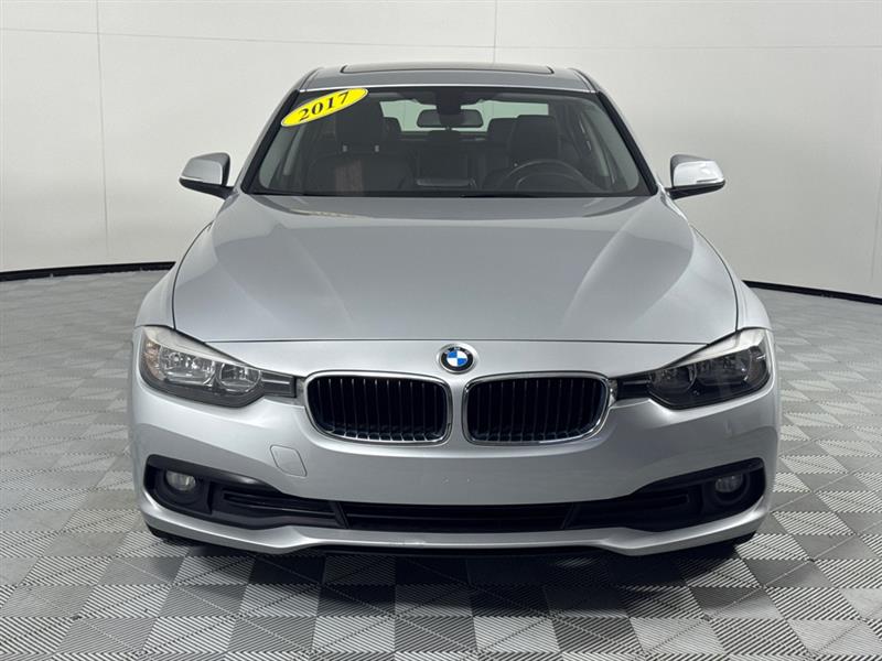 BMW 3-Series 320i Sedan 2017