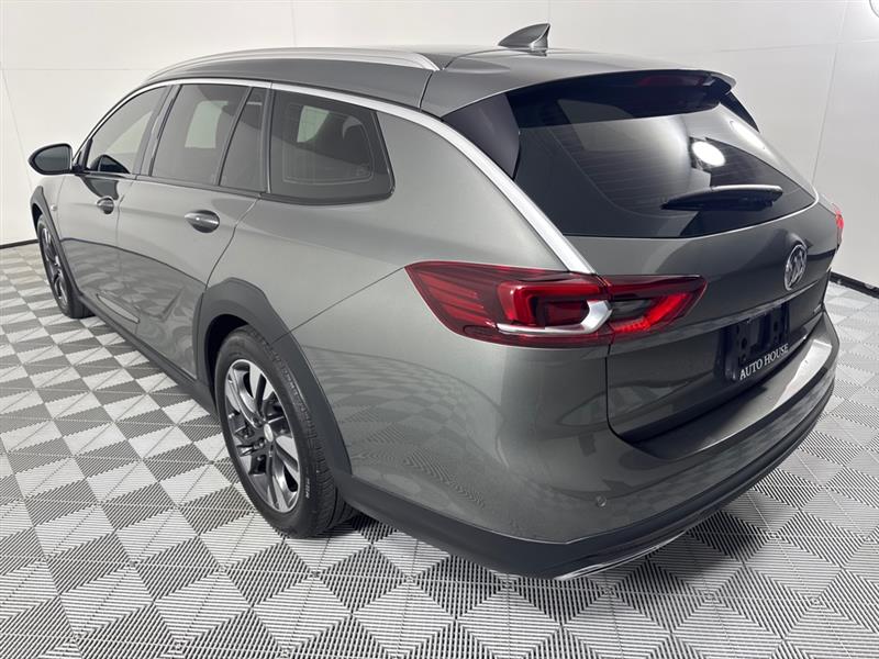 Buick Regal TourX Essence 2018