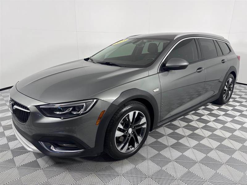 Buick Regal TourX Essence 2018