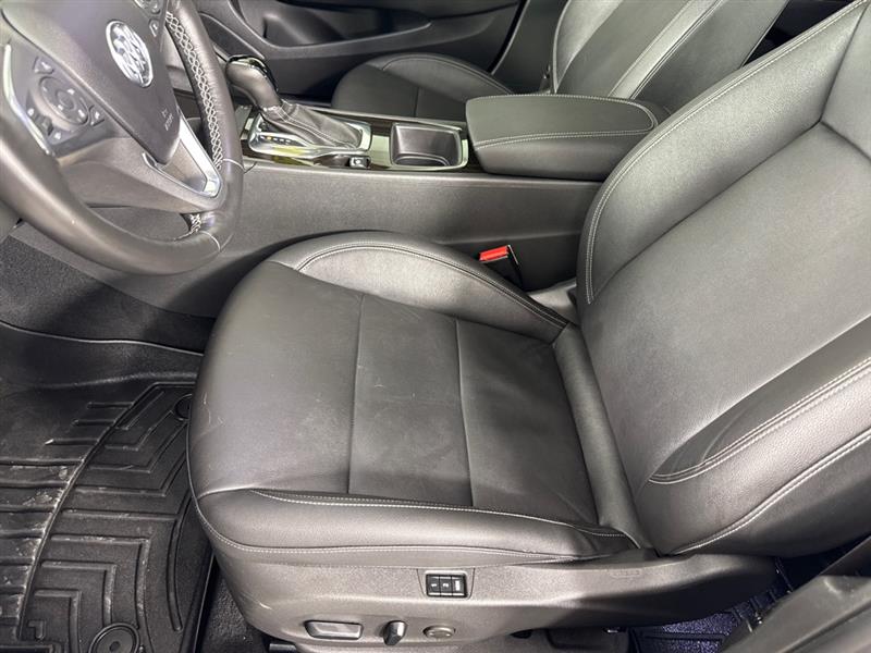 Buick Regal TourX Essence 2018