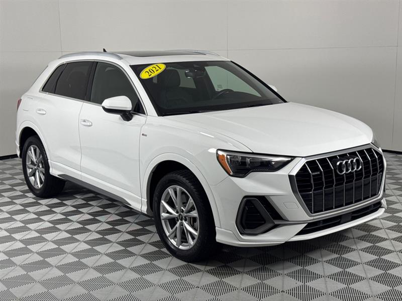 Audi Q3 S line Premium quattro 2021