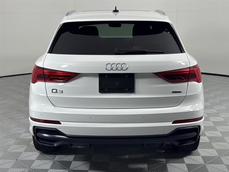 Audi Q3 S line Premium quattro 2021