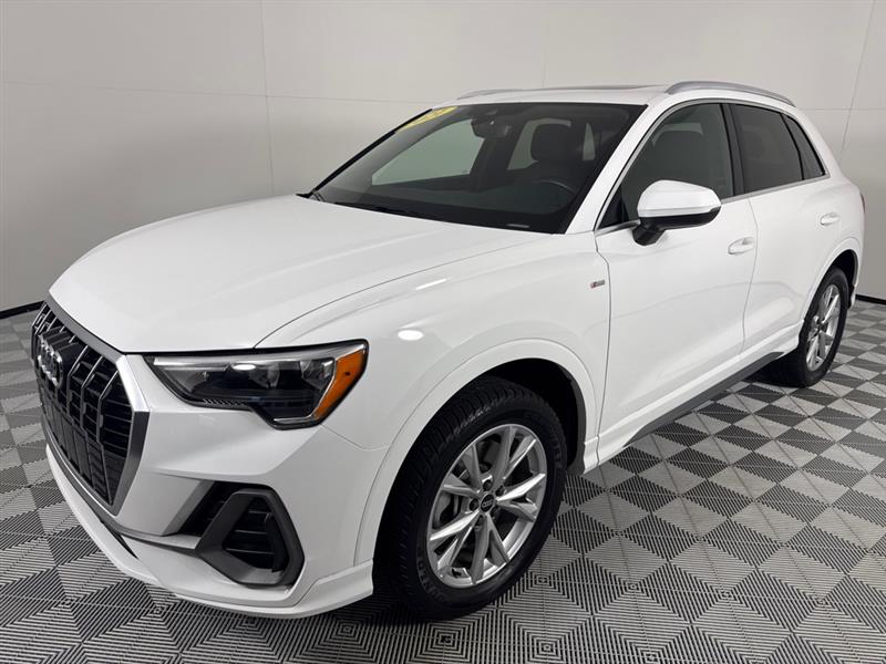 Audi Q3 S line Premium quattro 2021