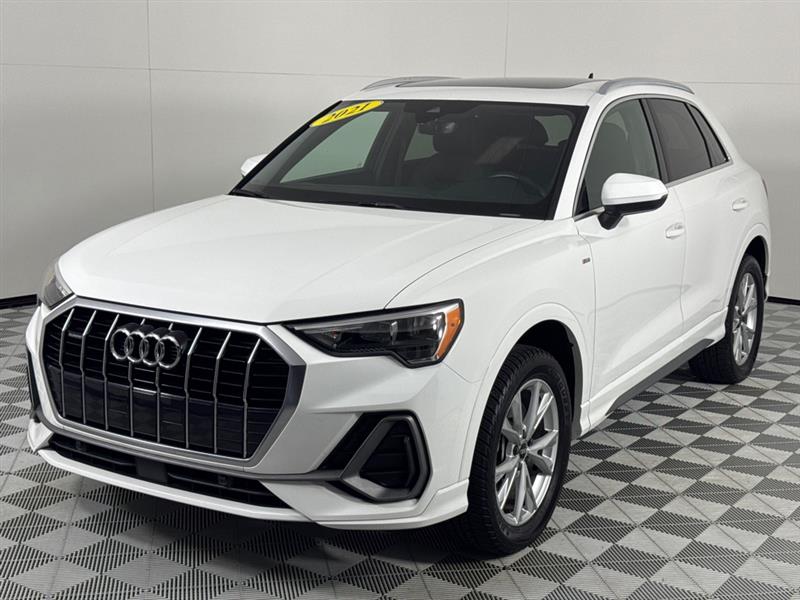 Audi Q3 S line Premium quattro 2021