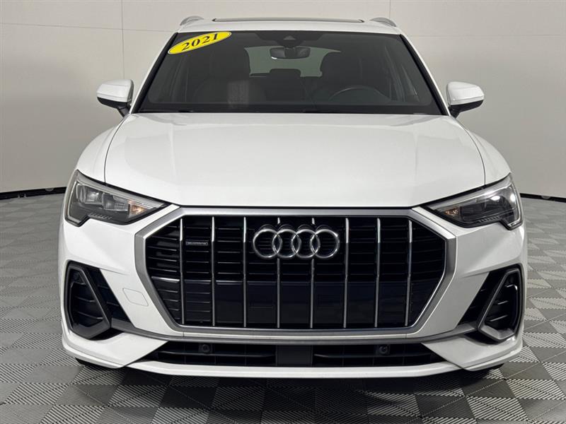 Audi Q3 S line Premium quattro 2021