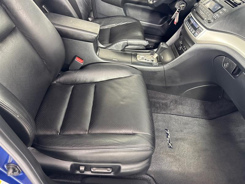 Acura TSX 5-speed AT 2005