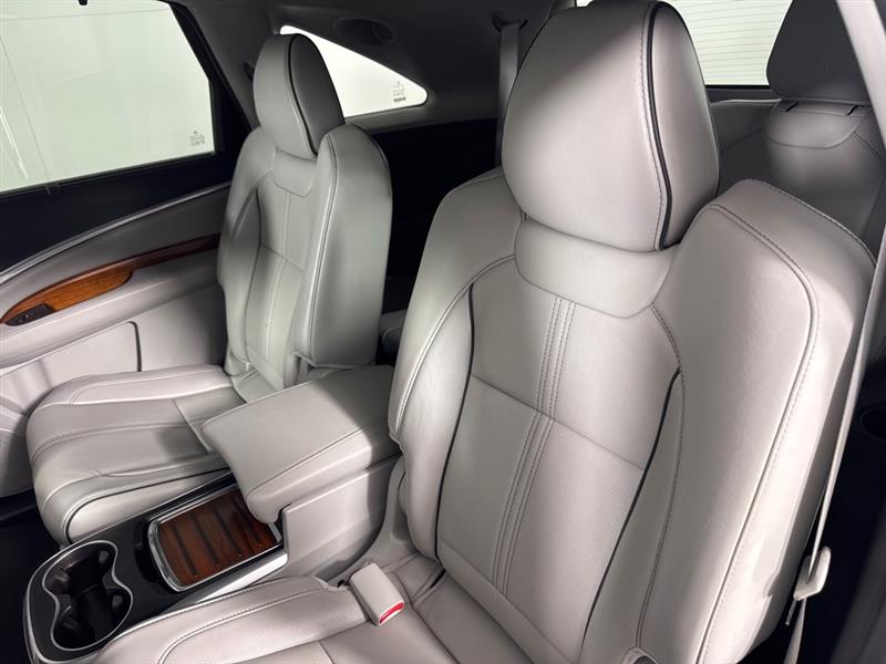 Acura MDX 9-Spd AT Advance Package 2018